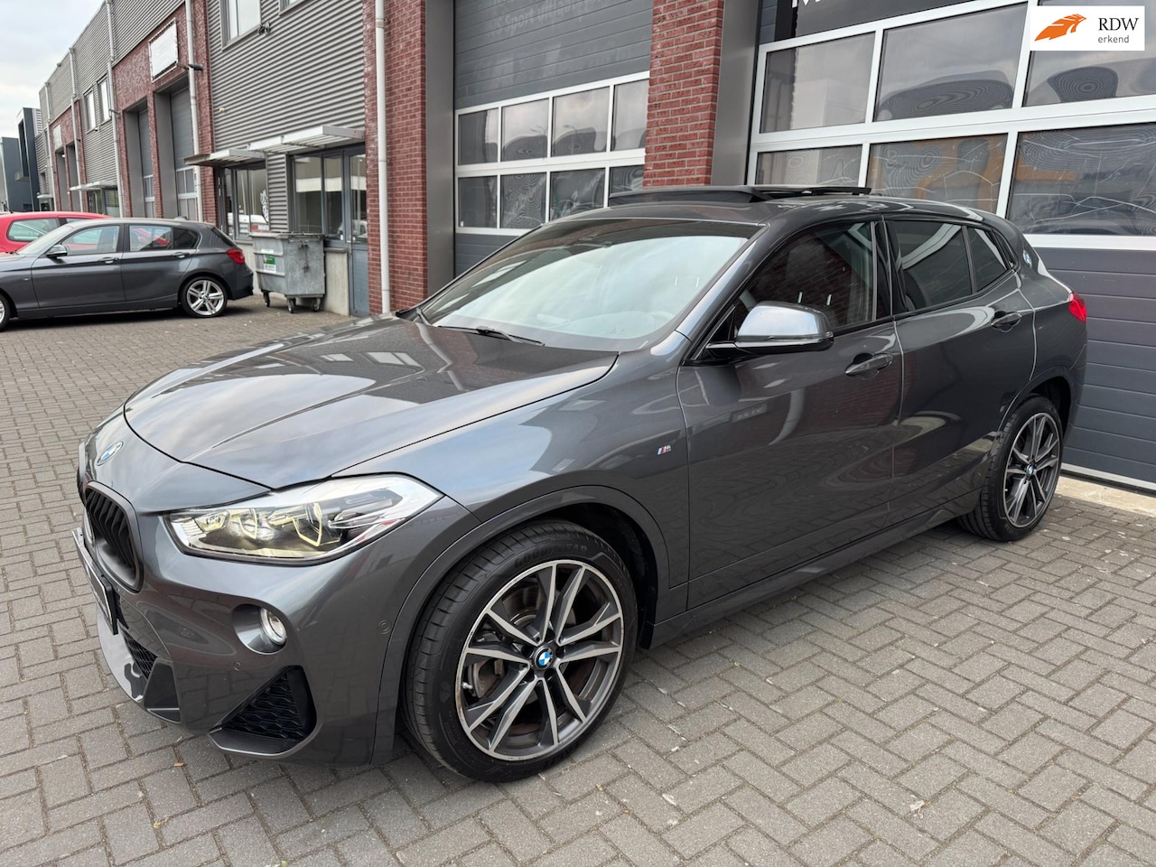BMW X2 - SDrive20i M-Sport LED ACC Pano Camera Leder HUD H/K - AutoWereld.nl