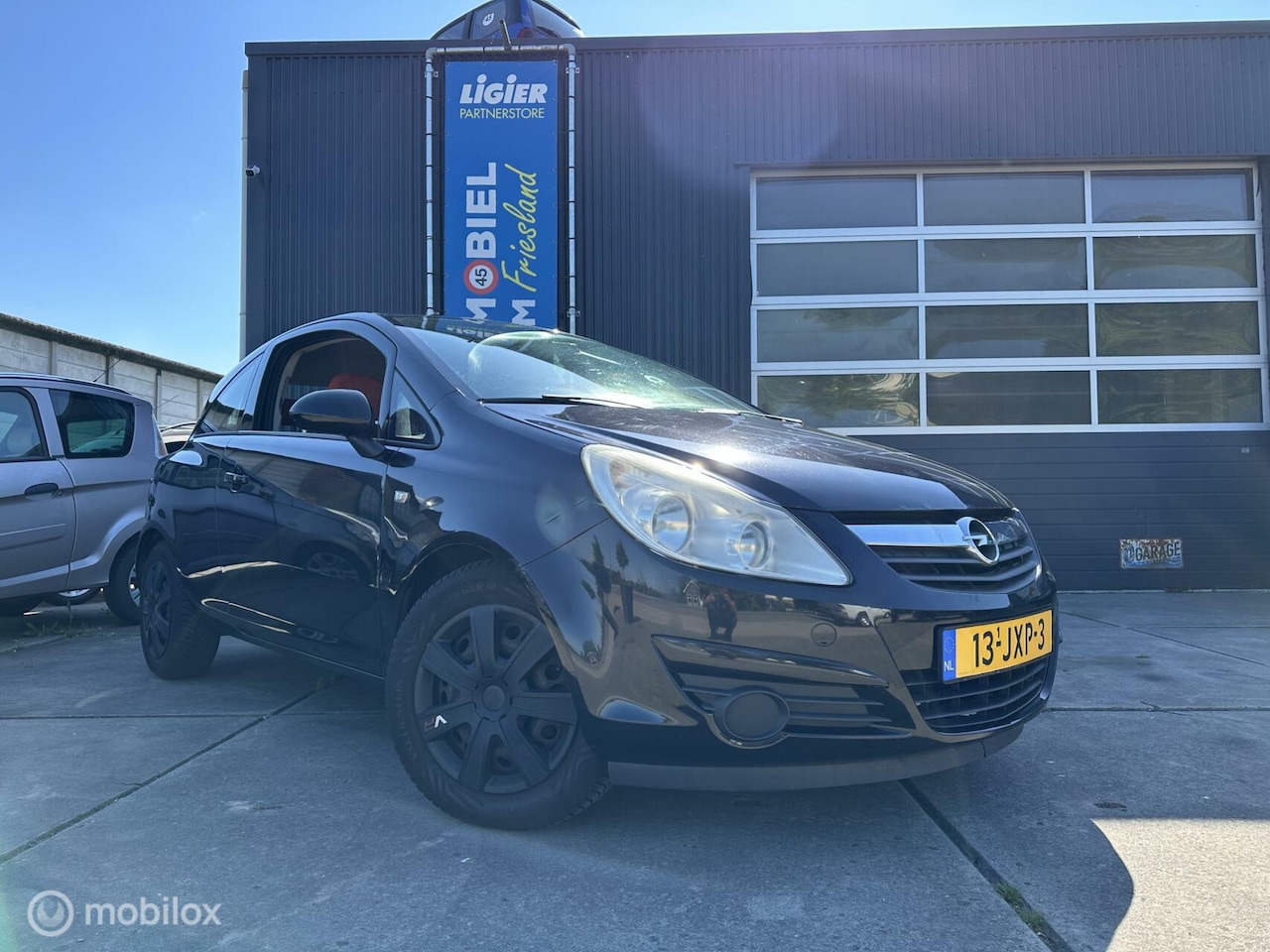 Opel Corsa - 1.4-16V sport Edition 3deurs koude airco ! - AutoWereld.nl
