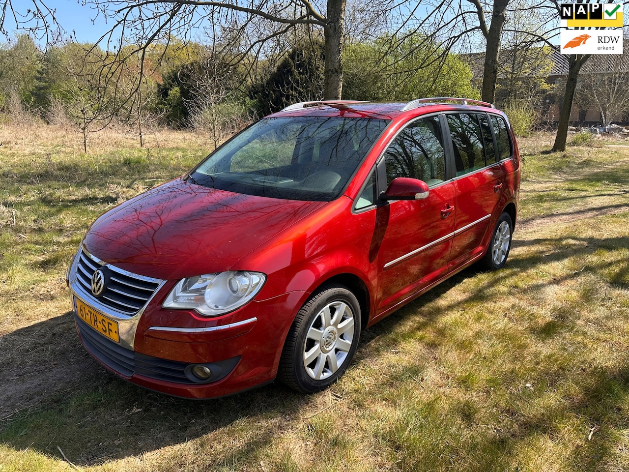 Volkswagen Touran - 1.4 TSI Highline apk t/m 04-01-2026 motor niet goed - AutoWereld.nl