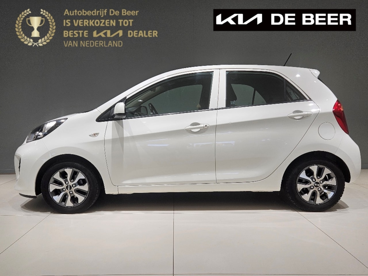Kia Picanto - 1.0 CVVT 66 PK 5-Deurs EconomyPlusLine Navigator 1e Eigenaar - AutoWereld.nl