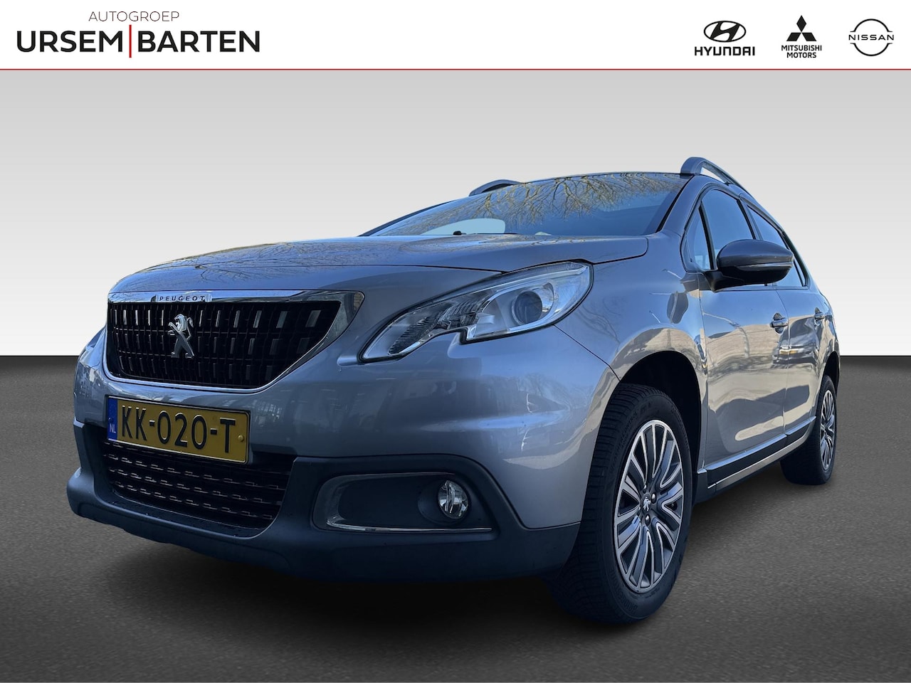 Peugeot 2008 - 1.2 PureTech Blue Lion Automaat Navigatie Panoramadak - AutoWereld.nl