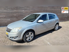 Opel Astra - 1.6 Temptation