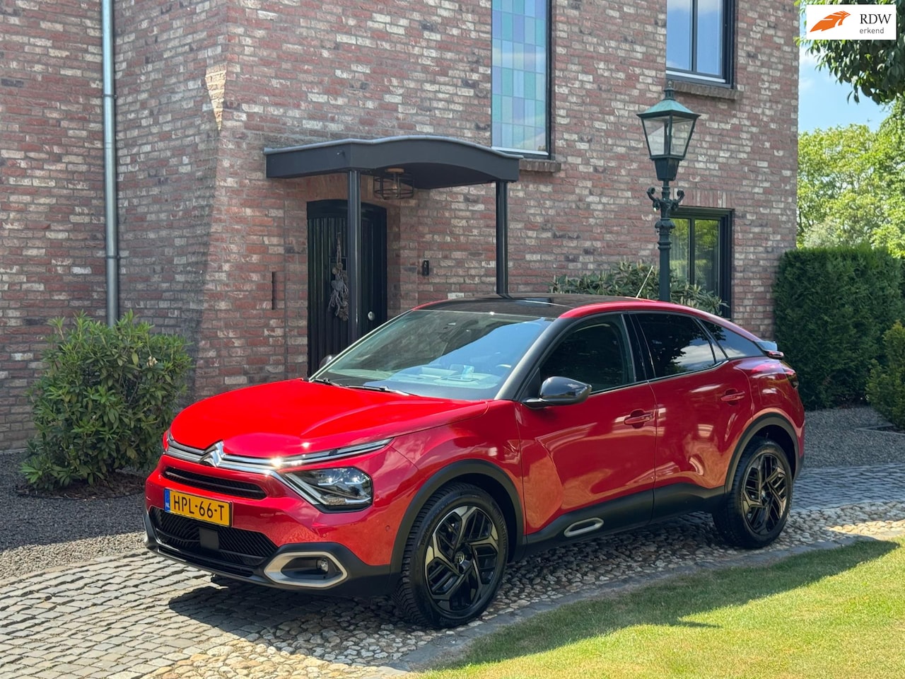 Citroën C4 - 1.2 Shine Panodak Leder Massage Navi - AutoWereld.nl