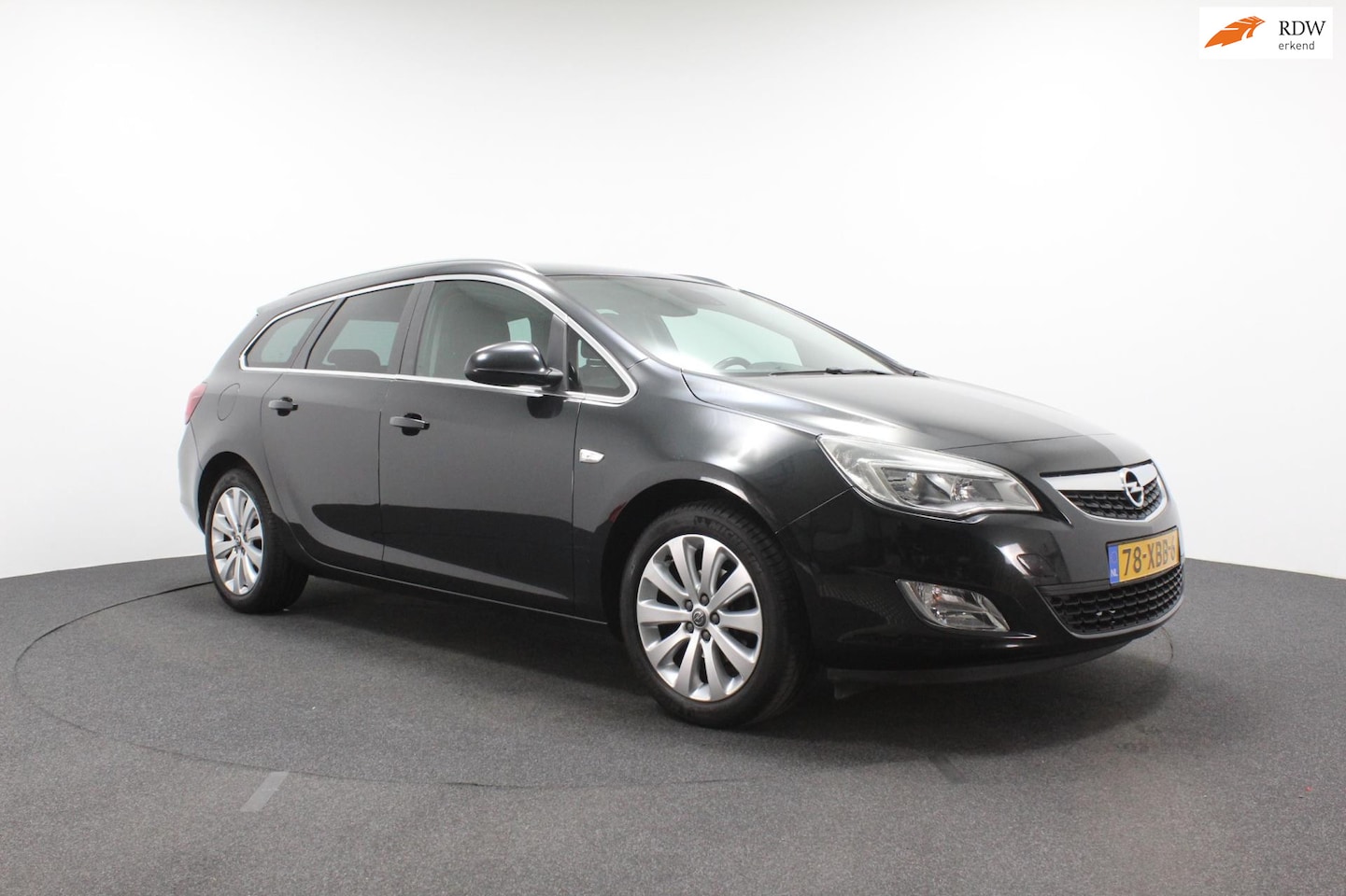 Opel Astra Sports Tourer - 1.4 Anniversary Edition | Zeer goed onderhouden | Navi | Climate control | Trekhaak - AutoWereld.nl