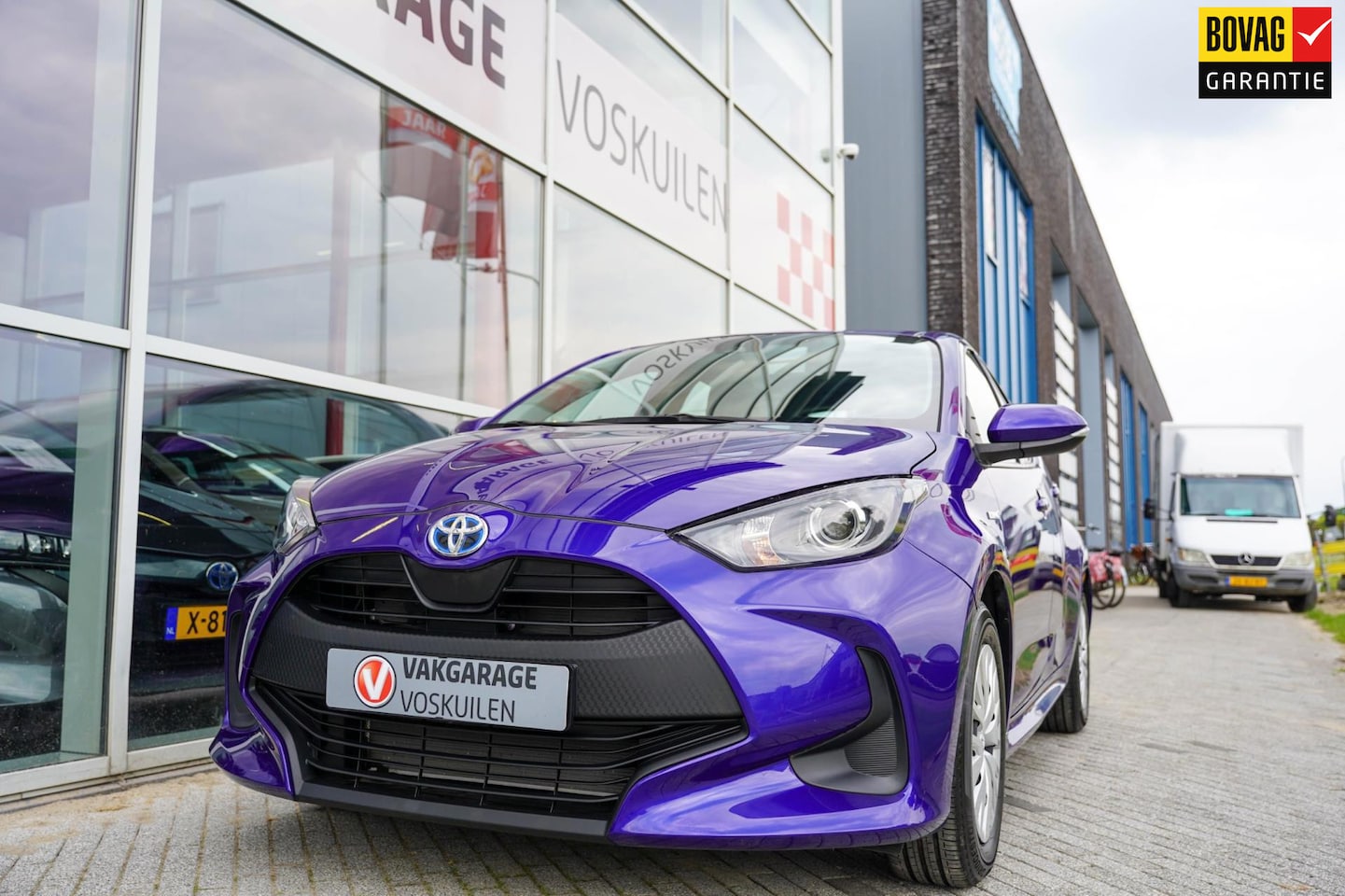 Toyota Yaris - 1.5 Hybrid Dodehoek | Camera | Navi | CarPlay - AutoWereld.nl