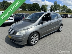 Mercedes-Benz B-klasse - 170 versnellingsbak maakt geluid