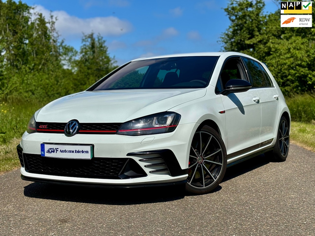 Volkswagen Golf - 2.0 TSI GTI Clubsport/Schaalstoelen/18''/Camera - AutoWereld.nl