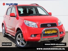 Daihatsu Terios - 1.5-16v Adventure / Automaat / 4 x 4 / Airco / Camera / Luxe uitvoering