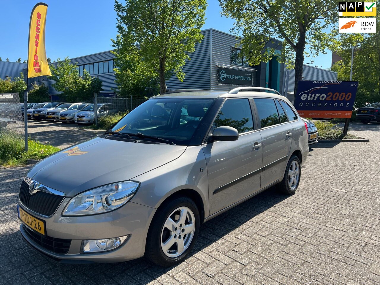 Skoda Fabia Combi - 1.2 TSI Sprint - AIRCO - TREKHAAK - NAP ! - AutoWereld.nl