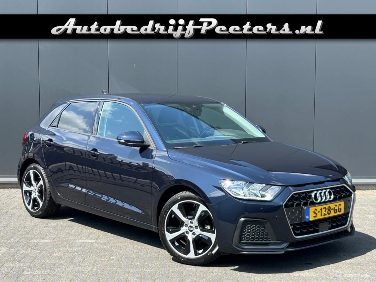 Audi A1 - SB 30 TFSI Carplay Android V-cockpit Cruise Stoelverwarming - AutoWereld.nl
