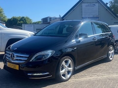 Mercedes-Benz B-klasse - 180 CLIMA/AIRCO/LEDER/CRUISE/NAVI/PDC