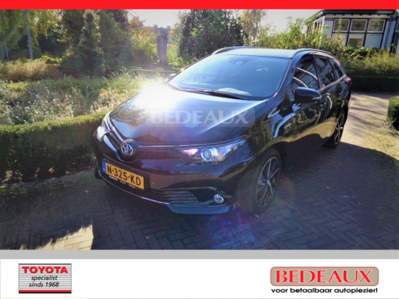Toyota Auris - 1.8 Hybrid CVT Dynamic Team bij Toyota specialist, rijklaar met 12 maanden Bovag garantie - AutoWereld.nl