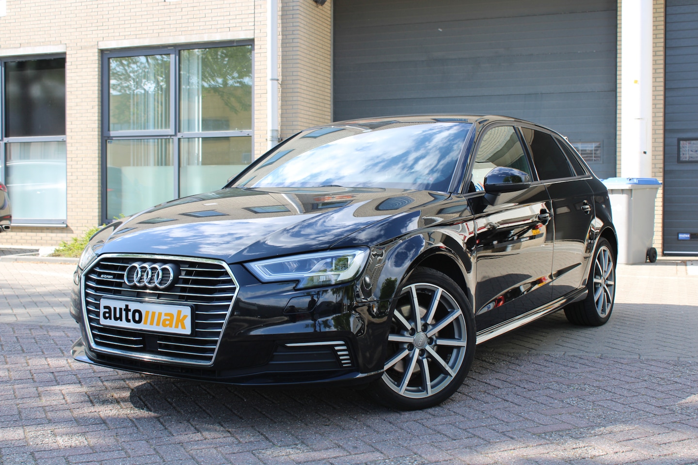 Audi A3 Sportback - 40 e-tron Advance Sport Hybride - Automaar - 150 pk - 143.693 km - AutoWereld.nl
