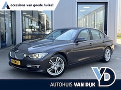 BMW 3-serie - 328i High Executive NL Auto/2e Eig./Voll.Historie/Navi/Clima/Cruise/Head-Up/18"/Afn.Trekha