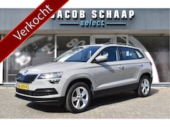 Skoda Karoq - 1.5 TSI ACT Ambition Business / Trekhaak / PDC v+a / Carplay / Navigatie