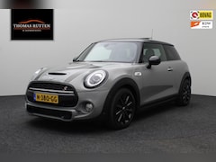 MINI Cooper S - 2.0 Chili 2018 | Airco | Stoelverwarming | Panoramadak | Onderhoudshistorie | Parkeersenso