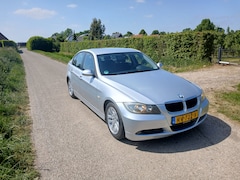 BMW 3-serie - 318i