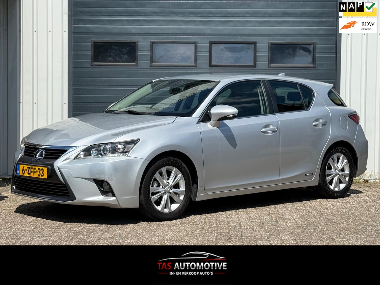 Lexus CT 200h - Business Line AUTOMAAT / NAVI / CRUISE / CLIMA - AutoWereld.nl