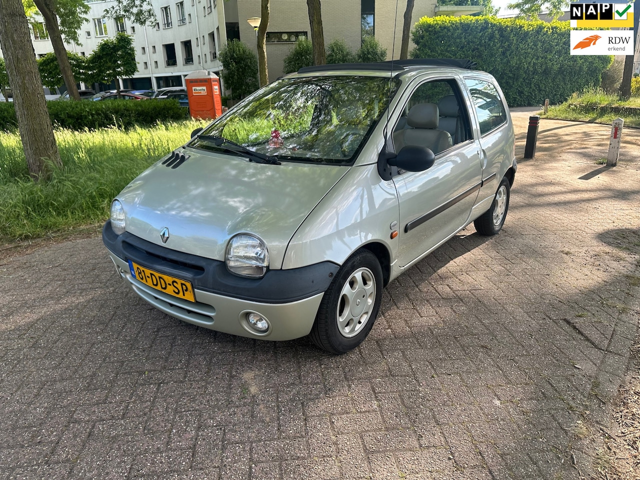 Renault Twingo - 1.2 Initiale 'Matic automaat - AutoWereld.nl