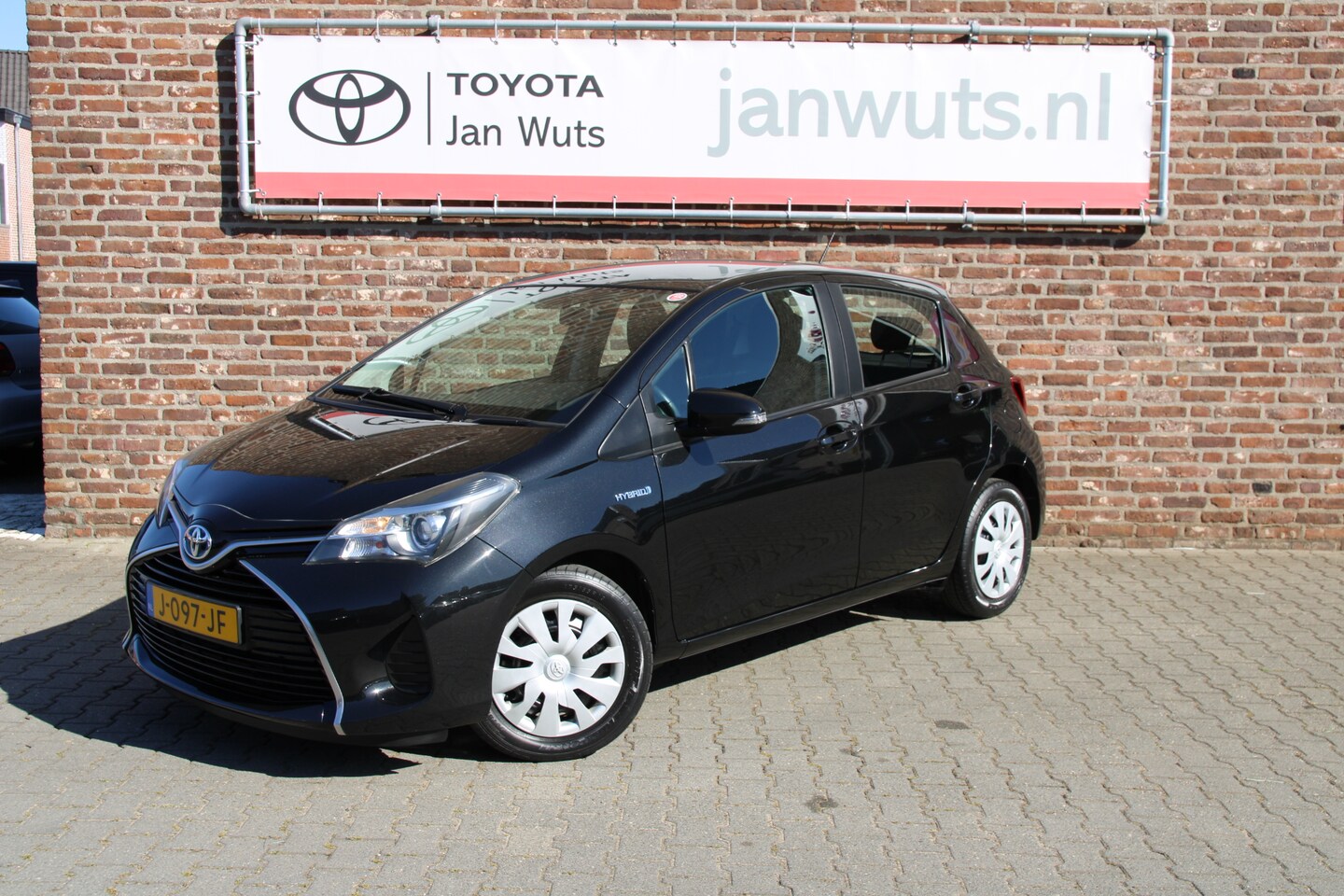 Toyota Yaris - 1.5 Hybrid Aspiration 1.5 Hybrid Aspiration - AutoWereld.nl
