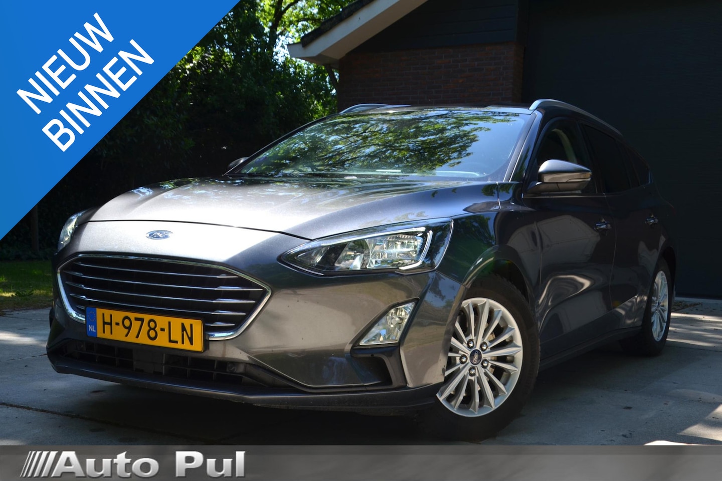 Ford Focus Wagon - 1.5 EcoBoost Titanium Business Navi/Pdc/Ecc/Led/Stoel&stuur verwarming/Cr-Controle/Privacy - AutoWereld.nl