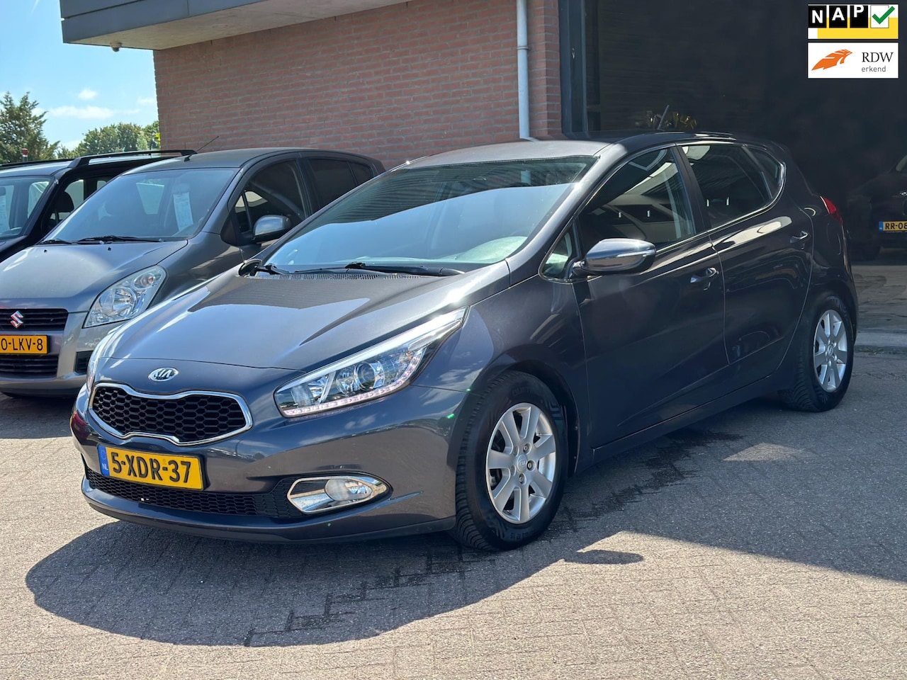 Kia Cee'd - 1.6 GDI 20th Anniversary AIRCO, CRUISE, APK, NAP!! - AutoWereld.nl