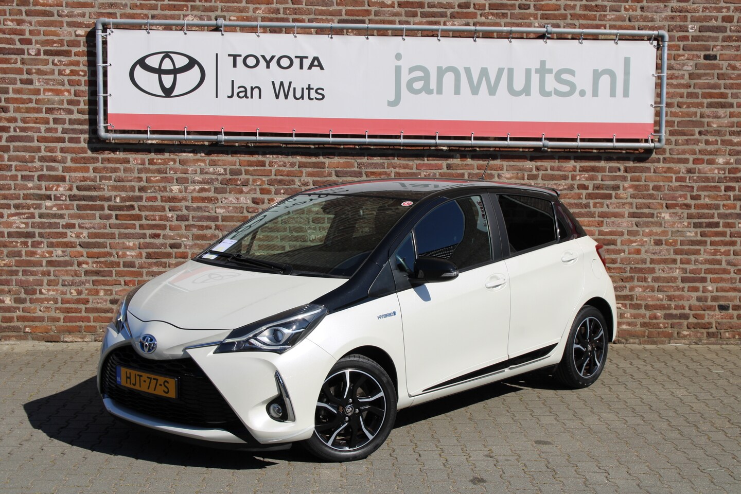 Toyota Yaris - 1.5 Hybrid Bi-Tone 1.5 Hybrid Bi-Tone - AutoWereld.nl