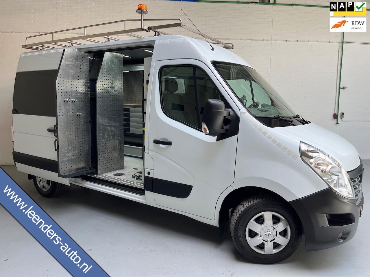 Renault Master - Servicewagen + Imperiaal T35 2.3 dCi 145pk euro6 L2H2 BOTT Inrichting, Victron omvormer, S - AutoWereld.nl