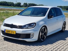 Volkswagen Golf - 2.0 GTI Edition 35