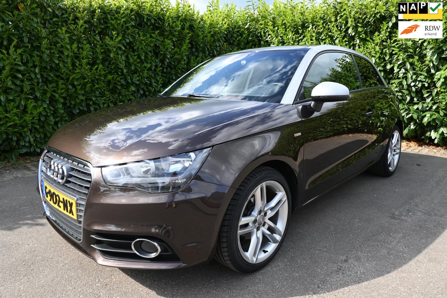 Audi A1 - 1.2 TFSI Ambition Pro Line Business 1.2 TFSI Ambition Pro Line Business, S-line. Origineel Nederlandse auto met NAP. - AutoWereld.nl