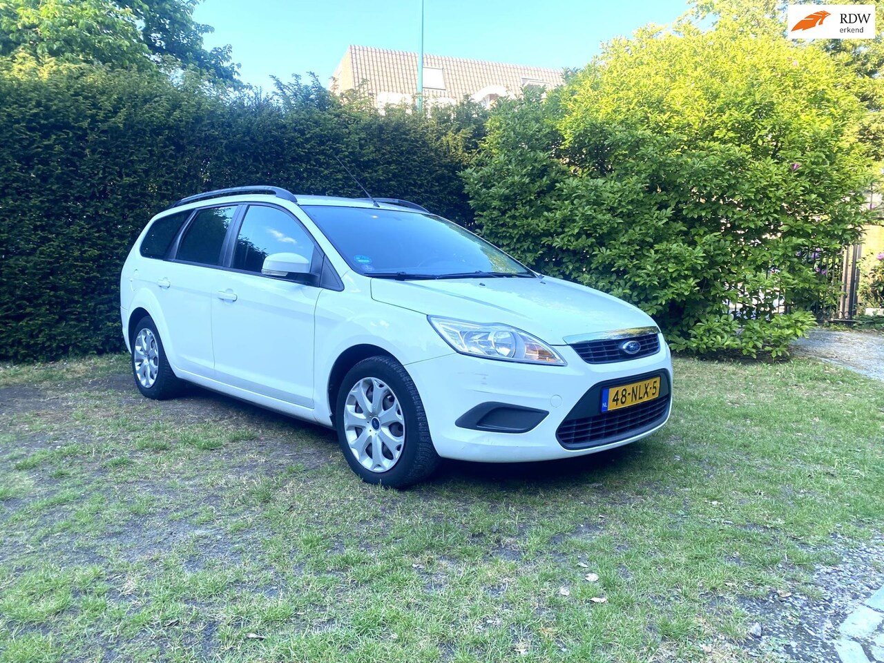 Ford Focus Wagon - 1.6 Comfort I Nieuwe APK I Bluetooth I Trekhaak I Scherp geprijsd! - AutoWereld.nl