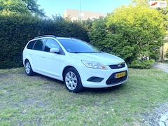 Ford Focus Wagon - 1.6 Comfort I Nieuwe APK I Bluetooth I Trekhaak I Scherp geprijsd