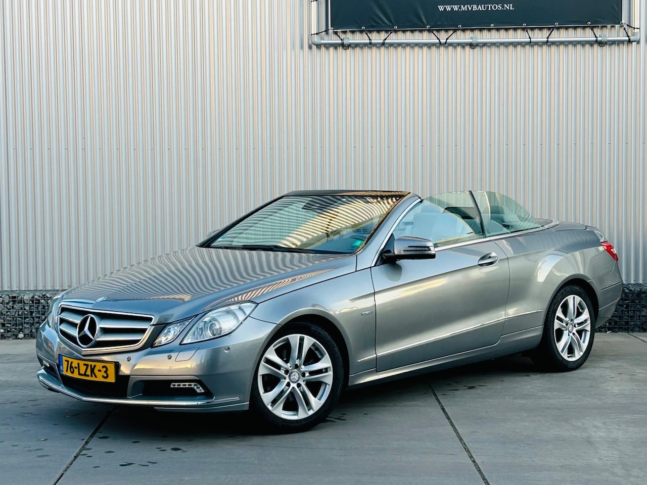 Mercedes-Benz E-klasse Cabrio - 200 CGI, NAP, Automaat, Clime, Cruise, Youngtimer, Zeer nette auto. - AutoWereld.nl