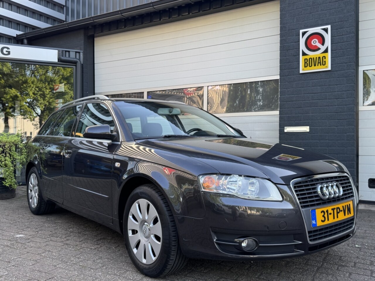 Audi A4 Avant - 1.6 Pro L. bns - AutoWereld.nl