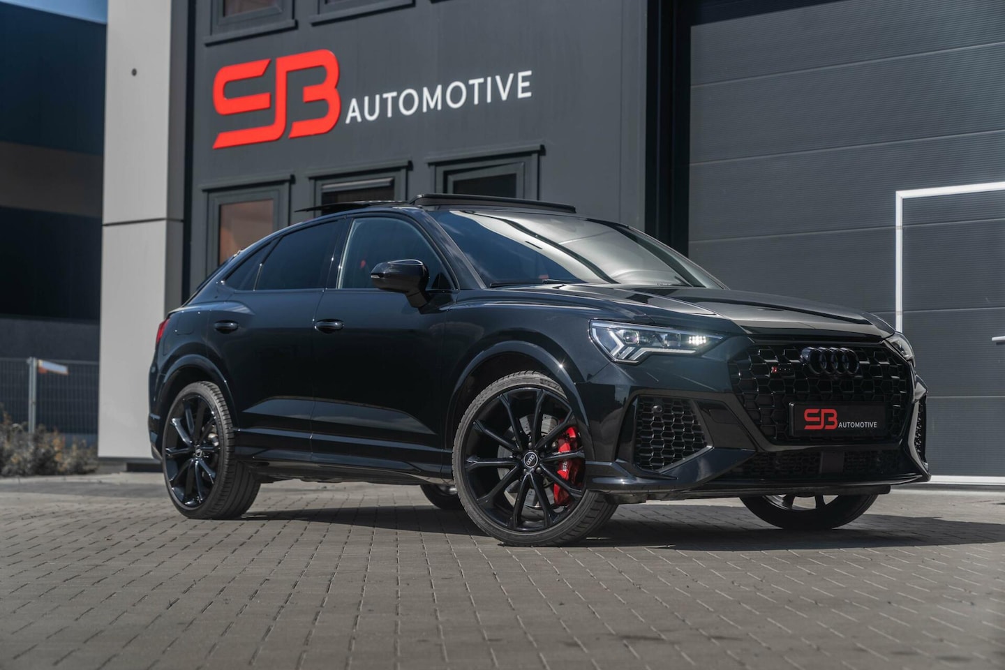 Audi RSQ3 - RS Q3 2.5 TFSI - AutoWereld.nl