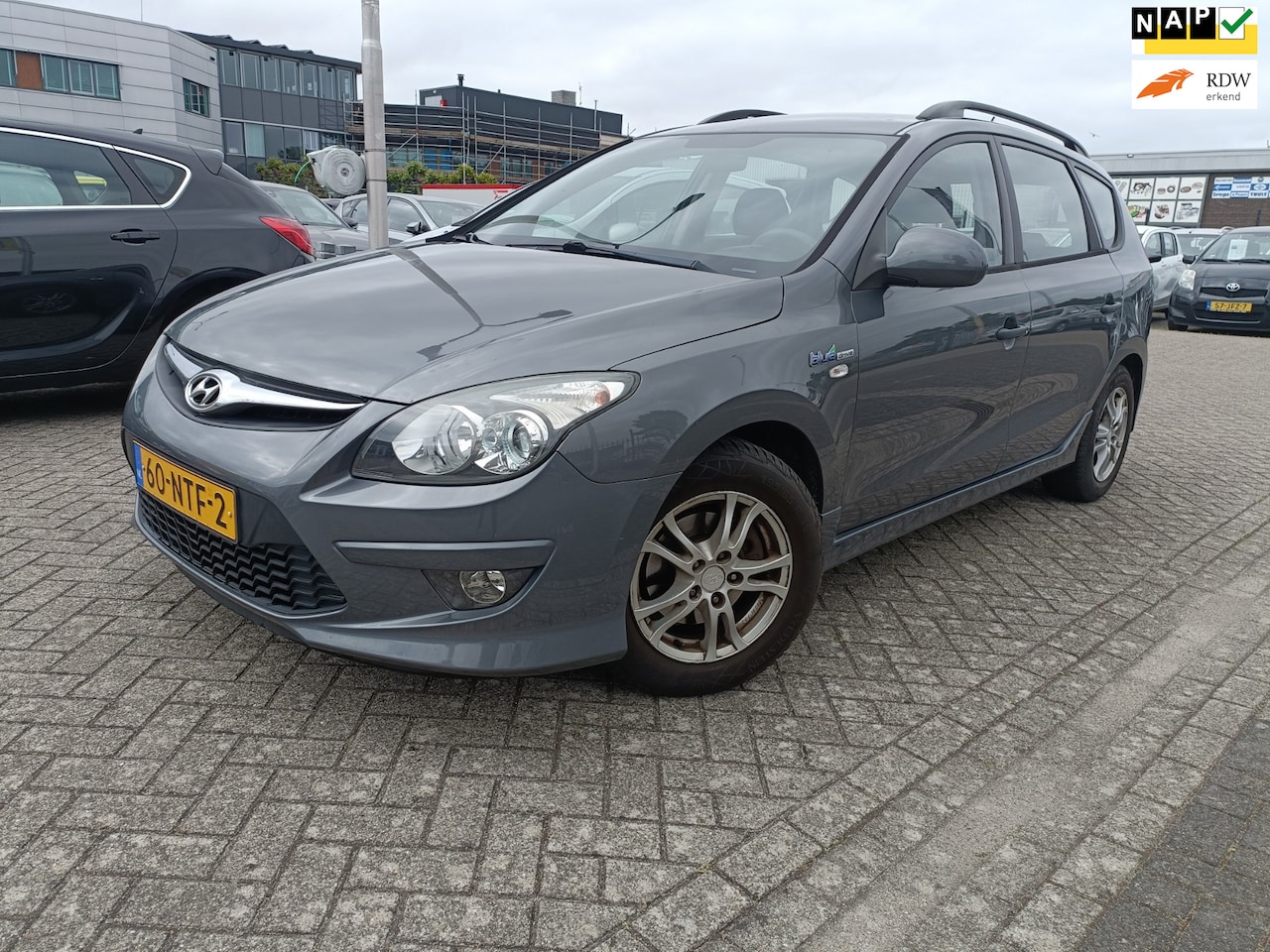 Hyundai i30 CW - 1.4i AIRCO/TREKHAK/NAP - AutoWereld.nl
