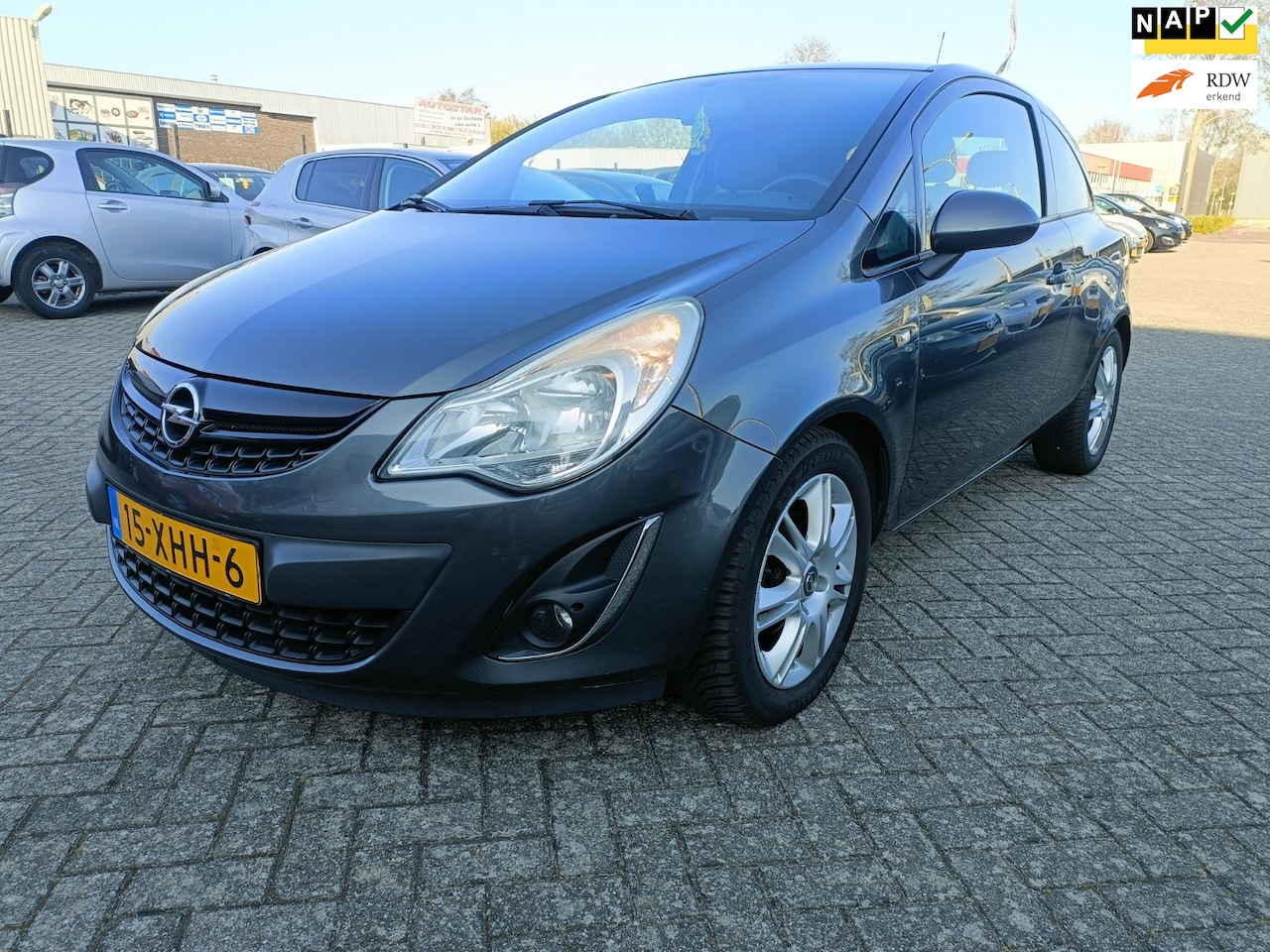 Opel Corsa - 1.4-16V CRUS CONT/NAP/NAVI/TREKHAK - AutoWereld.nl