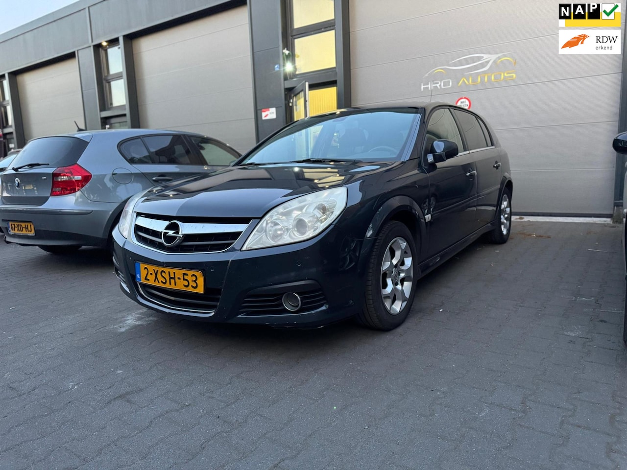 Opel Signum - 1.9 CDTi Executive 1.9 CDTi Executive - AutoWereld.nl
