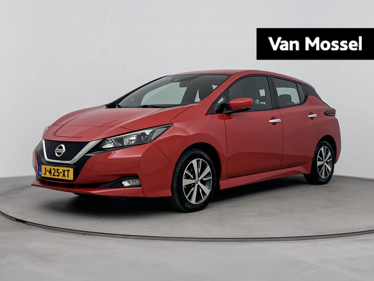 Nissan LEAF - Acenta 40 kWh 150PK | Navigatie | Achteruitrijcamera | Adaptive Cruise Control | Climate C - AutoWereld.nl