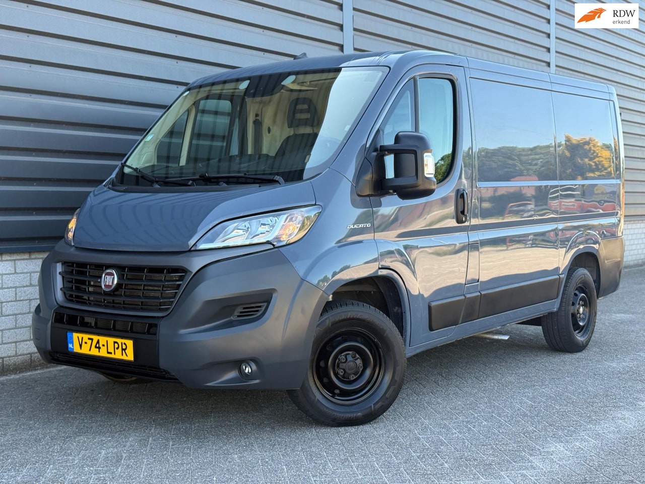 Fiat Ducato - 30 2.3 MultiJet L1H1 Pro Cruise / Camera / Airco / BJ 2021 - AutoWereld.nl