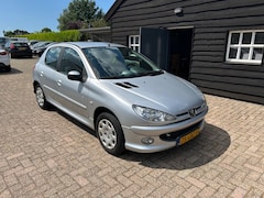 Peugeot 206 - 1.4 Génération