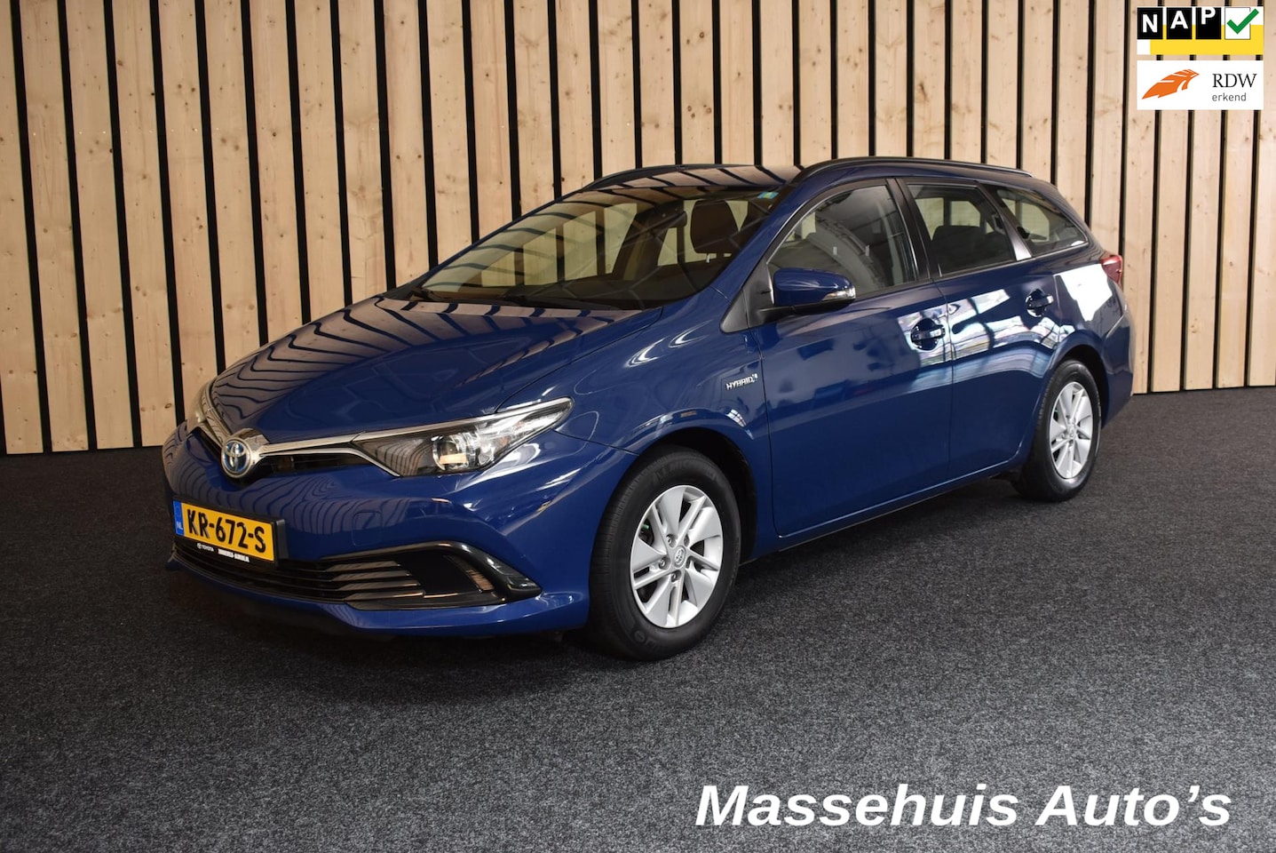 Toyota Auris Touring Sports - 1.8 Hybrid Now 1e eig. Trekhaak Clima Isofix Dagdragers Lm-velgen NL-auto Nwe APK - AutoWereld.nl