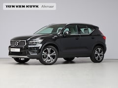 Volvo XC40 - T3 Automaat Inscription / Trekhaak / Parkeercamera / Adaptive Cruise / Verwarmbare Stoelen
