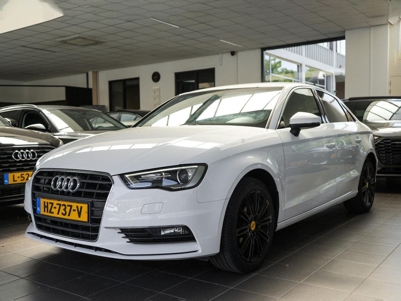 Audi A3 Limousine - 1.4 TFSI | NAVI | CLIMA | SENSOREN | PRIVACY - AutoWereld.nl
