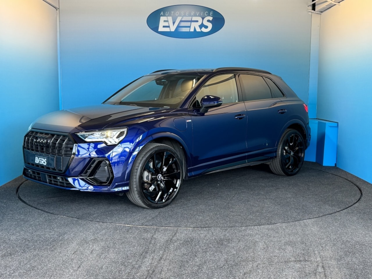 Audi Q3 - E-TRON 45 TFSI e S-edition AUTM - AutoWereld.nl