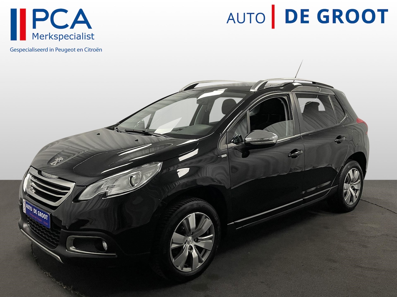Peugeot 2008 - STYLE 82pk Navi | Trekhaak | Panodak | Parkeerhulp - AutoWereld.nl