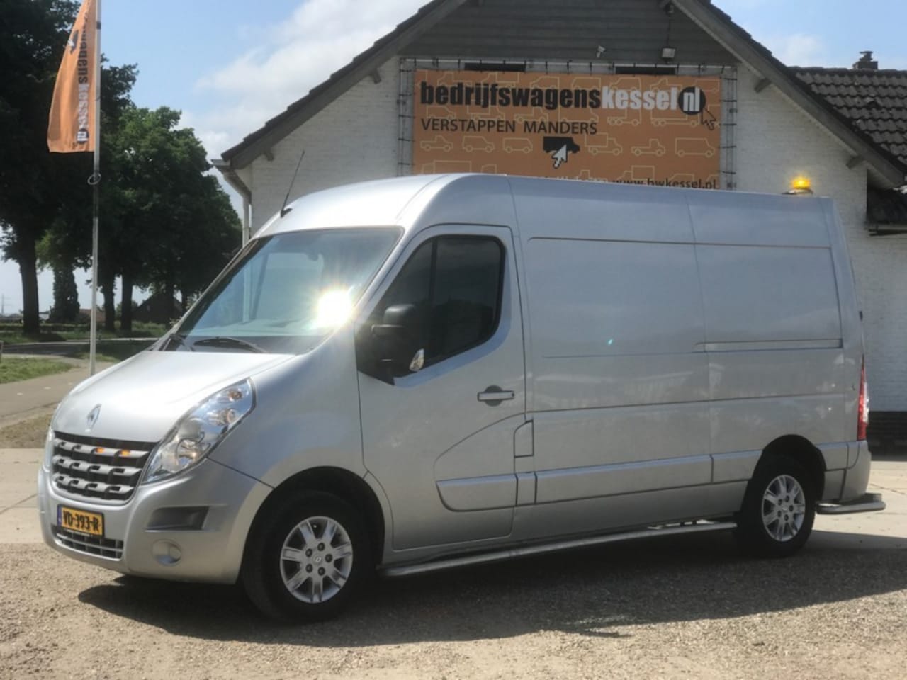 Renault Master - 2.3 DCi L2H2 Airco LM-velgen Navi - AutoWereld.nl