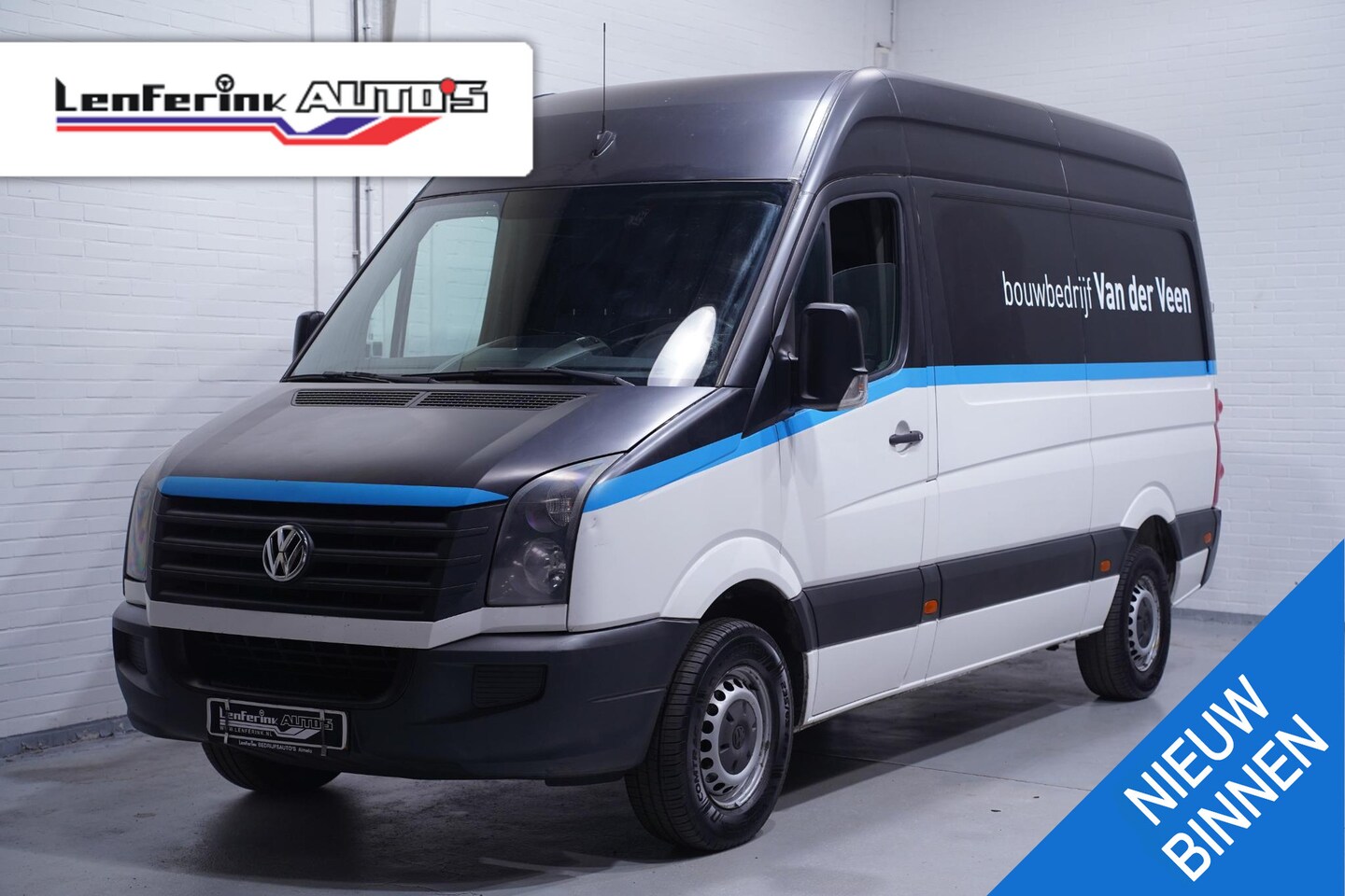 Volkswagen Crafter - 2.0 TDI 136 pk L2H2 Airco, Camera Trekhaak met Opstap, 3-Zits, APK 02-2026 - AutoWereld.nl