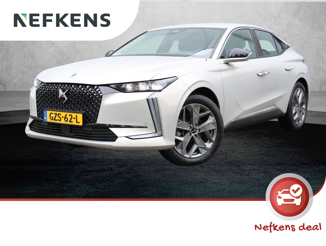 DS 4 - 1.2 Hybrid 136 Pallas | PDC V-A | App Carplay | 10 KM Nieuw! | Direct leverbaar en rijden - AutoWereld.nl