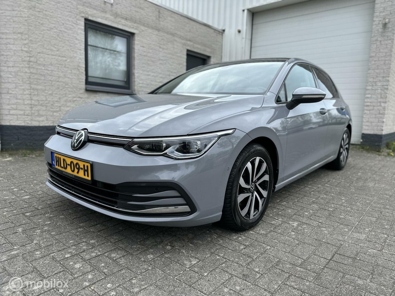 Volkswagen Golf Variant - 2.0 TDI Active PANO KEYLESS LED - AutoWereld.nl